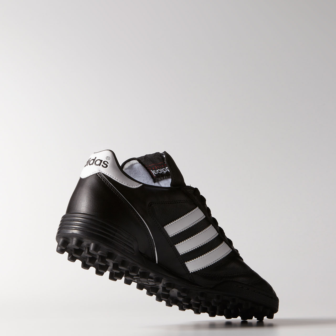 adidas Kaiser 5 Team TF Multinockensohle