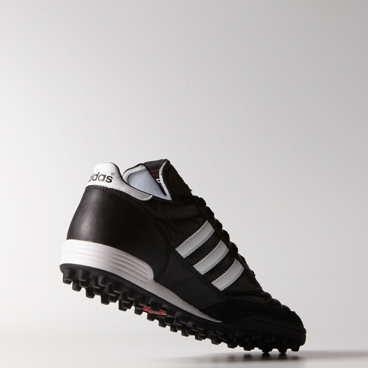 adidas Mundial Team TF Multinockensohle